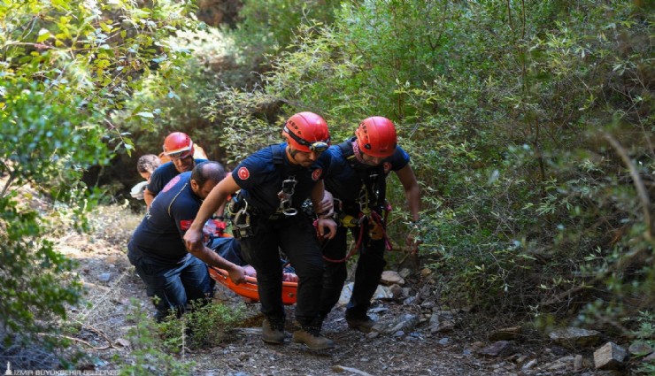 İzmir İtfaiyesi’nden Balçova Terapi Ormanları’nda kurtarma operasyonu