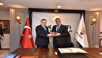 AK Parti’den İzmir’e sağlık çıkarması