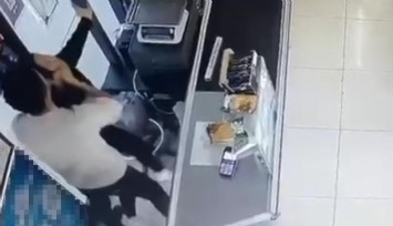 Bodrum'da kadın çalışana mesai arkadaşından tekmeli tokatlı şiddet kamerada