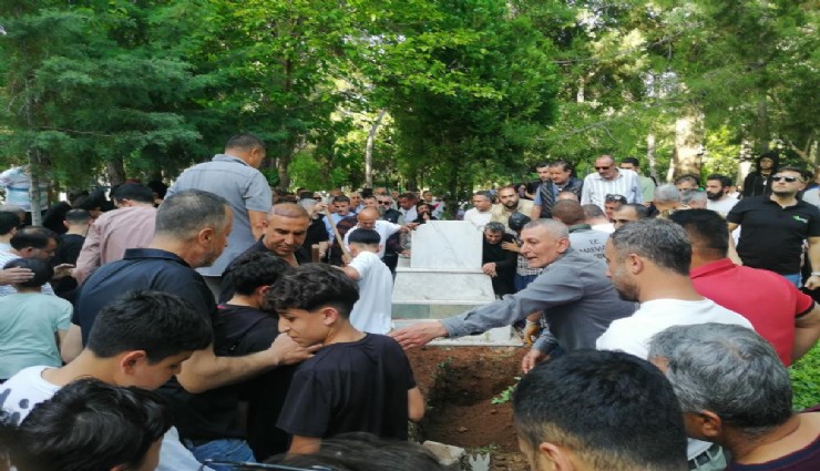 Muğla'da motor kurbanı olan 12 yaşındaki Görkem'e veda