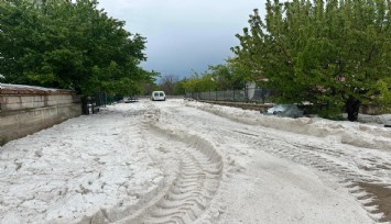 Uşak’ta sağanak ve dolu yağışı etkili oldu
