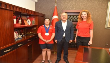 8 yıl boyunca çalışarak Avrupa şampiyonu oldu