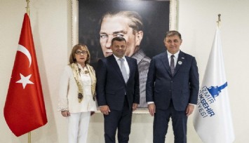 İEF’nin onur konuğu Bosna-Hersek’ten Başkan Tugay’a ziyaret: 'Bosna’nın İzmir’i, İzmir’in Bosna’yı tanımasını istiyoruz'