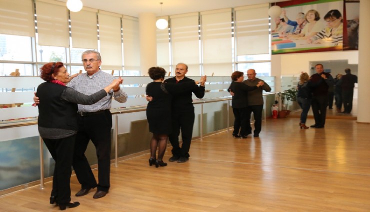 Karşıyaka’da Salon Dansları Kursu kayıtları başladı