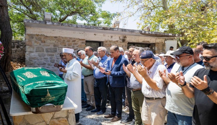 Tacettin Bayır’ın annesi son yolculuğuna uğurlandı