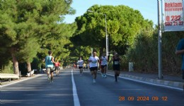 İzmir'de Karantina Adası'na koşu heyecanı