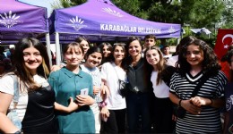 Karabağlar KARBEM öğrencilerinden YKS’de büyük başarı