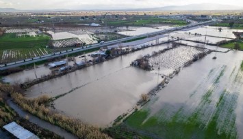 Tarım arazileri göle döndü