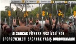 Alsancak Fitness Festivali'nde sporseverleri sağanak yağış durduramadı