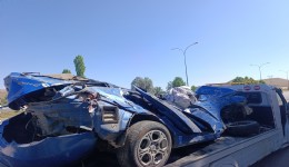 Afyonkarahisar'da feci kaza: Çift öldü, bebekleri ağır yaralı
