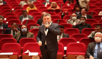 İzmir Büyükşehir Belediye Meclisi depremzedeler için parsel bazında yüzde 20, ada bazında yüzde 30 emsal artışını kabul etti