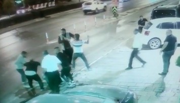 İzmir'de gece kulübünde 'kadın çıkarma” çatışması