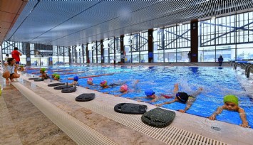 Geleceğin yüzücüleri Havuz İzmir’de yetişiyor