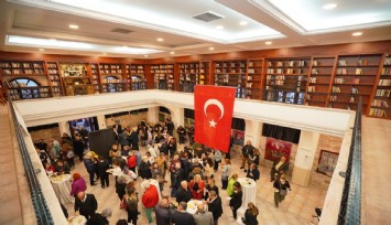 Ayvalık'a Bekir Coşkun Kütüphanesi