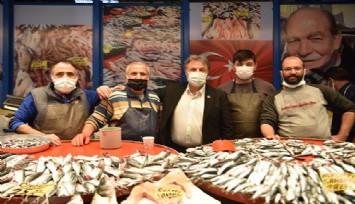 Bornova’da yerinden yönetim dönemi: Başkan İduğ Çamdibi’nde esnaf ve vatandaşları dinledi