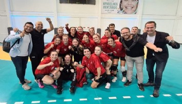 İzmir Büyükşehir Belediyesi Kadın Hentbol Takımı Avrupa Kupası’nda ilk 16’ya girdi