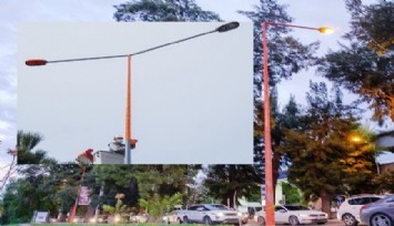 Ege illerinin sokakları  kadına yönelik şiddete dikkat çekmek için sokakları turuncu aydınlattı