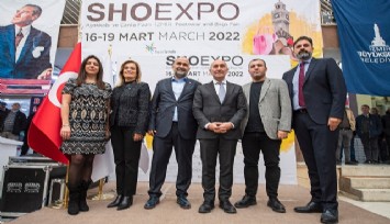 Başkan Soyer Shoexpo öncesi ayakkabı sektörüyle buluştu: İhracat için destek vereceğiz