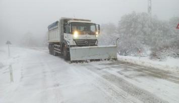İzmir'de karla mücadele çalışmaları başladı
