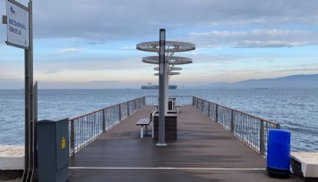 Yenilenen ahşap iskeleler İzmirlinin hizmetinde