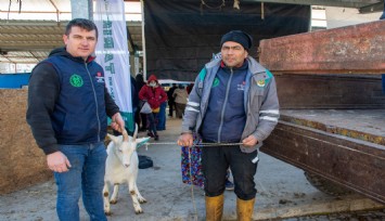 İzmir Büyükşehir Belediyesinden üreticiye  önemli destek