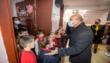 Başkan Soyer’i duygulandıran sürpriz