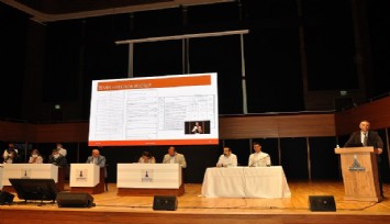 Konak Meydanı’ndaki İzmir Büyükşehir Belediye Binası için yıkım önerildi