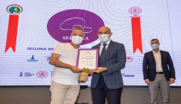 İzmir’in tarihi çarşısındaki işletmelere Selluka Belgesi