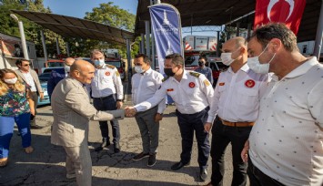 Başkan Soyer İzmir’in yangın kahramanları savaşçılarını ziyaret etti: Bu gurur tarif edilemez