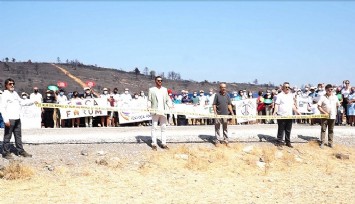 Foça’da ‘cüruf depolama alanının’ kaldırılması için eylem