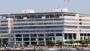 Mimarlar Odasının başvurusunu değerlendiren Koruma Kurulu, İzmir Büyükşehir Belediye binasının yıkımını durdurdu