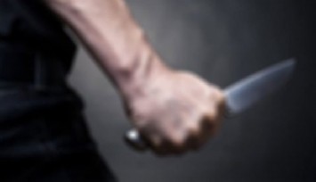 Karşıyaka'da okul önünde bıçaklı dehşet: 16 yaşındaki lise öğrencisi yaralandı