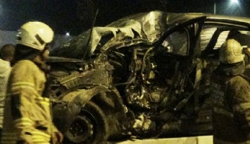 Kontrolden çıkan araç direğe çarptı: 4 yaralı