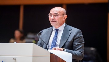 Soyer: Ankara'ya giden heyette Büyükşehir de olmalıydı