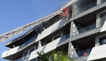 İzmir’de kahreden yangın: Asansörde kalan genç hayatını kaybetti