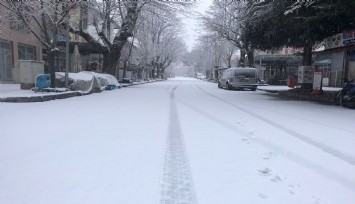 İzmir'in bazı köylerinde eğitime kar engeli