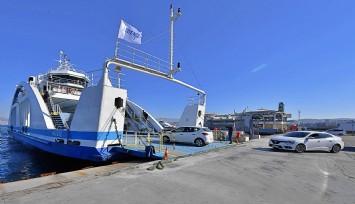 İzmir Körfezi otoyol gibi: Deniz yoluyla araç taşımacılığı yüzde 81 arttı