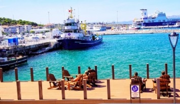 Çeşme’de bir hayal gerçek oldu: Cumhuriyet Meydanı’ndan denize girilebilecek