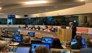 Başkan Soyer’in Viyana’daki yoğun finans mesaisi başlıyor