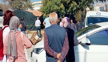 Barakada sır ölüm: Bıçaklanmış halde ölü bulundu