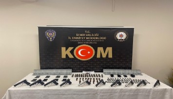 Karadeniz üzerinden İzmir'e suç örgütlerine silah sevkiyatı yapan iki kişi yakalandı