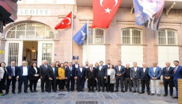 CHP İzmir’den Başkan Soyer’e destek ziyareti