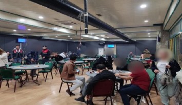 Bir ayda üç kere mühürlenen kıraathaneye dördüncü kez kumar baskını