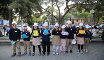 Minik eller, lösemili çocuklar için broşür hazırladı