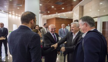 İzmir’de barış zirvesi