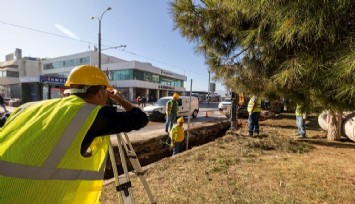 Karşıyaka’da taşkın önleyici çalışma: Yağmur suyu ve atık su hatları ayrıştırılıyor