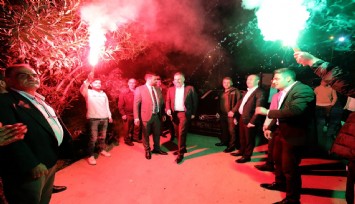 Erzurumlular Başkan Sandal’ı bağrına bastı