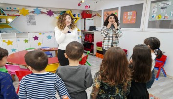 Gaziemirli çocuklar Mika ile kendilerini koruyor