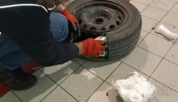 İzmir polisi zehir tacirlerinin stepne oyununu bozdu: 6.5 kilo uyuşturucu ele geçirildi