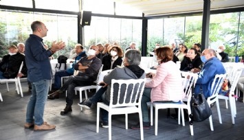 Bornovalı üreticilere zeytin budama eğitimi